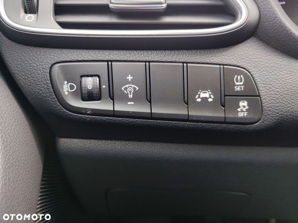 Hyundai i30 1.4 GO - 20