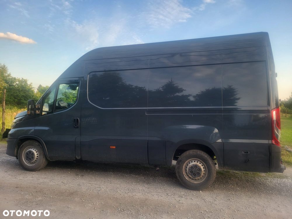 Iveco DAILY - 7