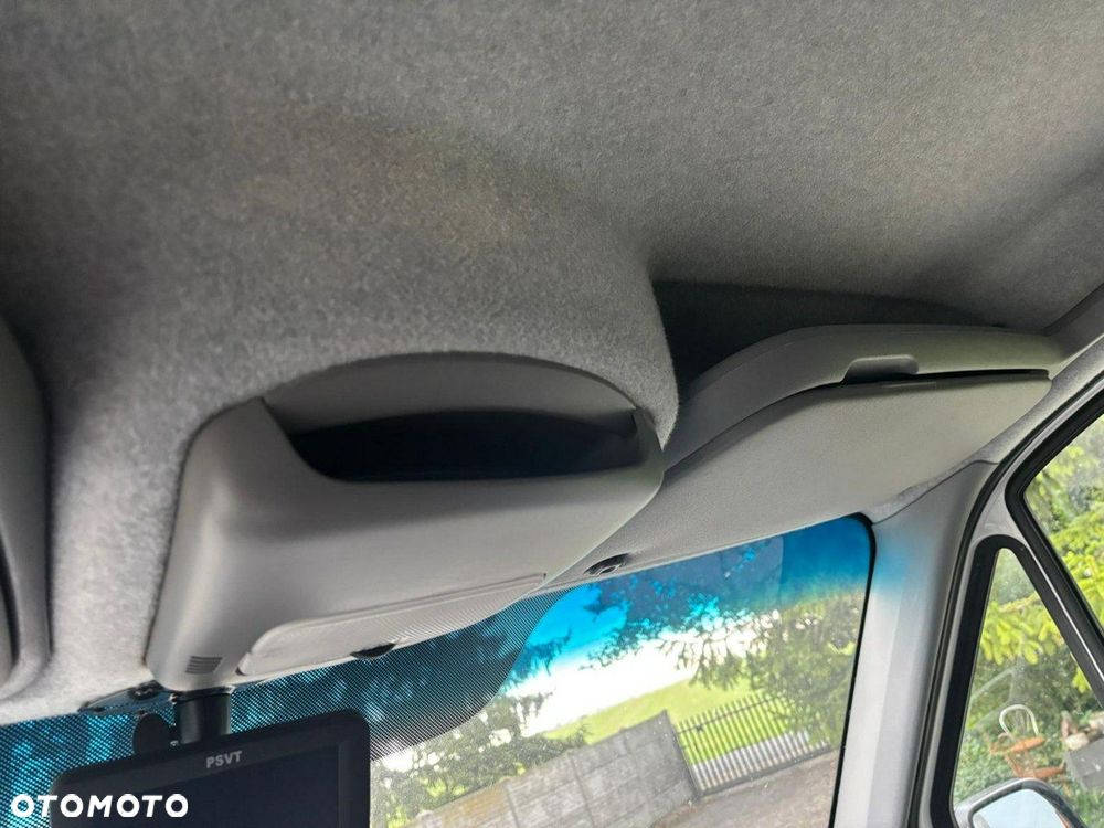 Volkswagen Crafter - 31