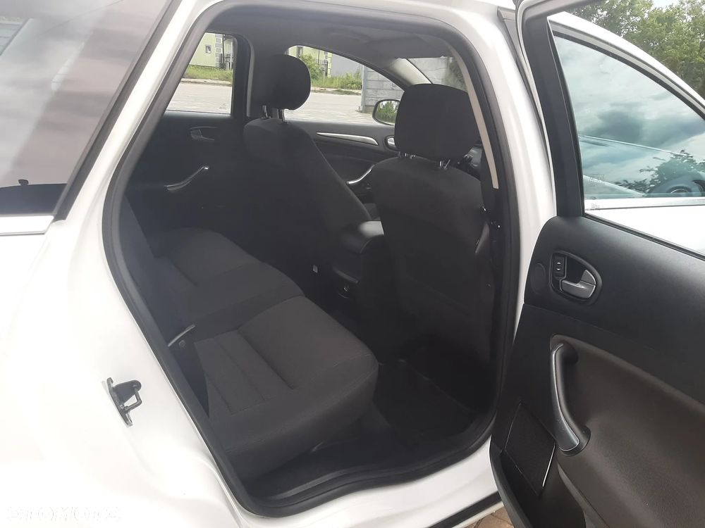 Ford Mondeo 2.0 TDCi Titanium - 17