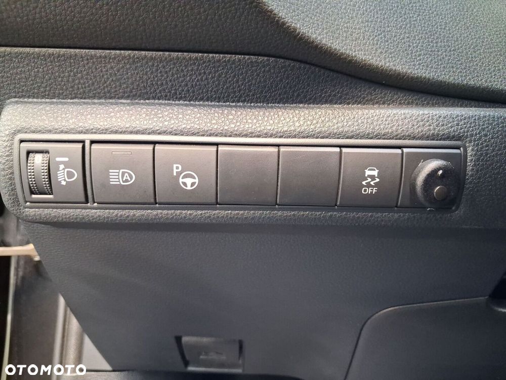 Toyota Corolla 2.0 Hybrid Comfort - 26