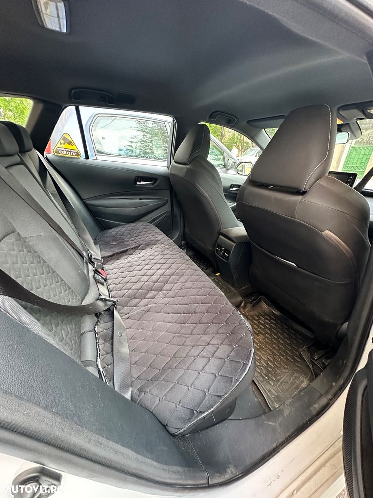 Toyota Corolla 1.8 HSD Business - 7