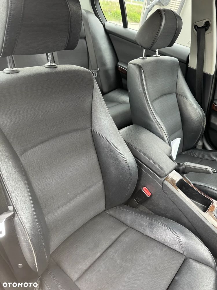 BMW Seria 3 ver-320i - 10