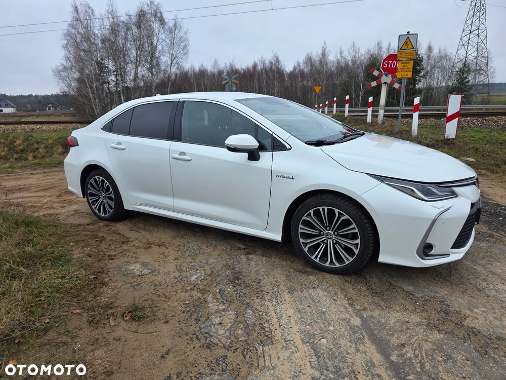 Toyota Corolla 1.8 Hybrid Comfort - 2