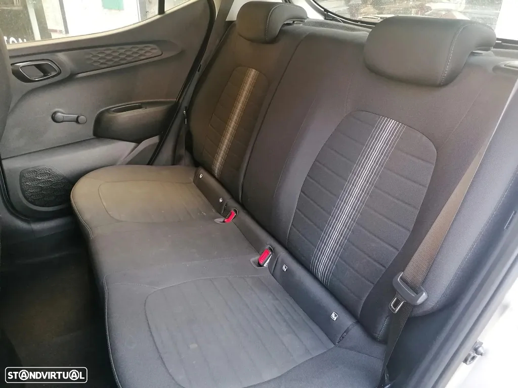 Hyundai i10 1.0 Comfort AMT - 5