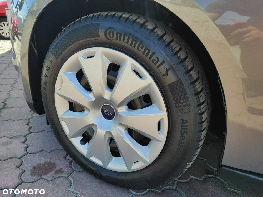 Ford Focus - 18