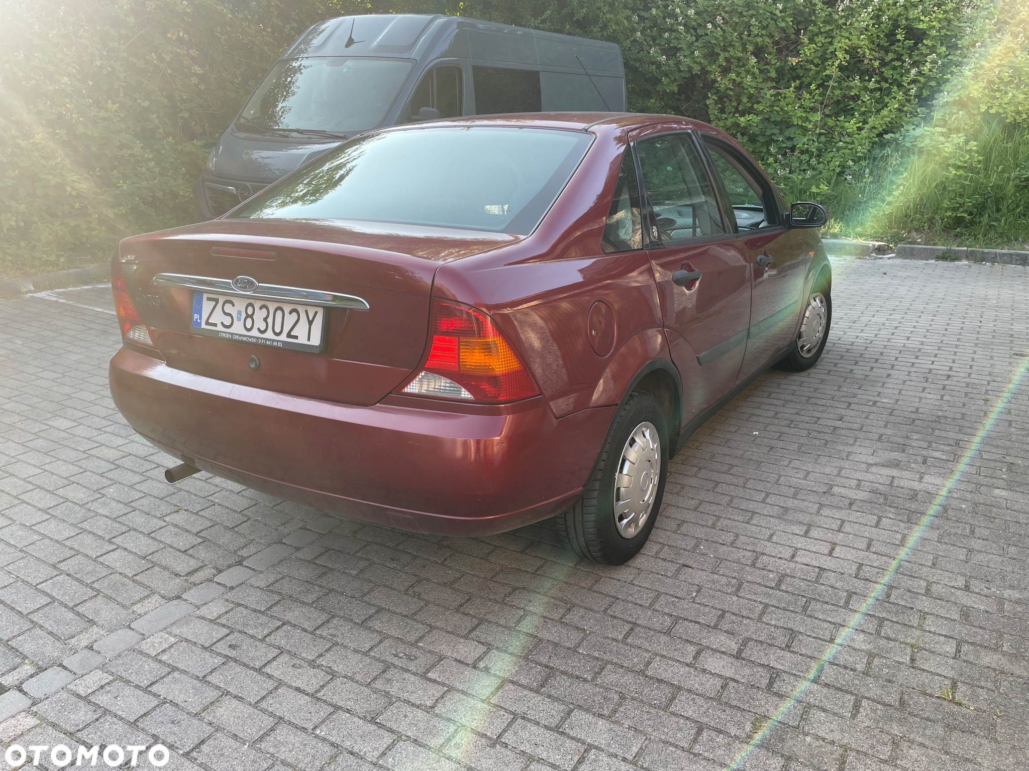 Ford Focus 1.6 Ghia - 9