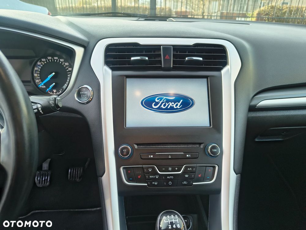 Ford Mondeo 1.5 EcoBoost Edition - 28
