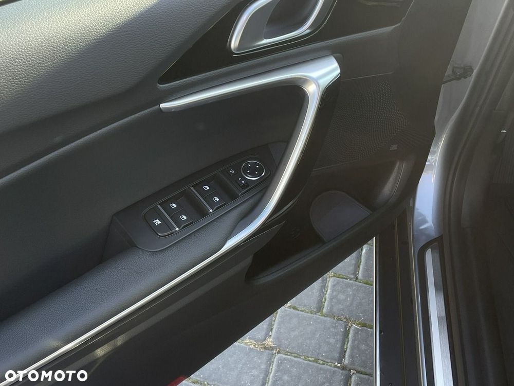 Kia XCeed 1.5 T-GDI Business Line DCT - 9