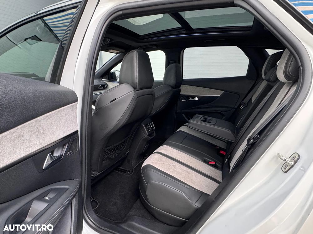 Peugeot 3008 225 e-EAT8 GT - 21