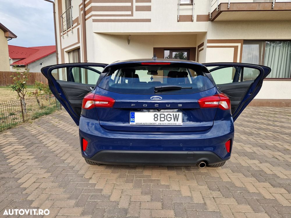 Ford Focus 1.0 EcoBoost Titanium Business - 29