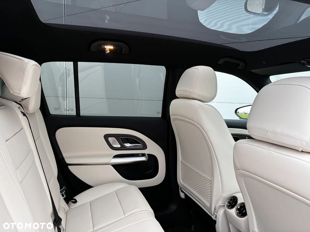 Mercedes-Benz GLB 220 mHEV 4-Matic 8G-eDCT - 7