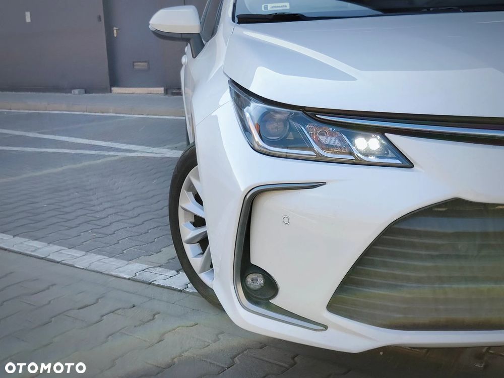 Toyota Corolla 1.8 Hybrid Comfort - 4
