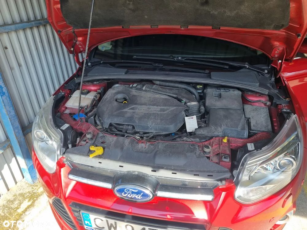 Ford Focus ver-1-6-ecoboost-titanium - 5
