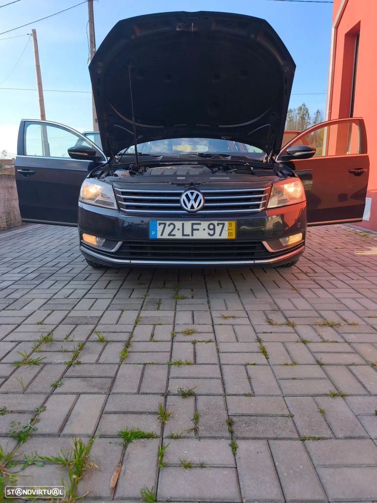 VW Passat 1.6 TDI BlueMotion - 12