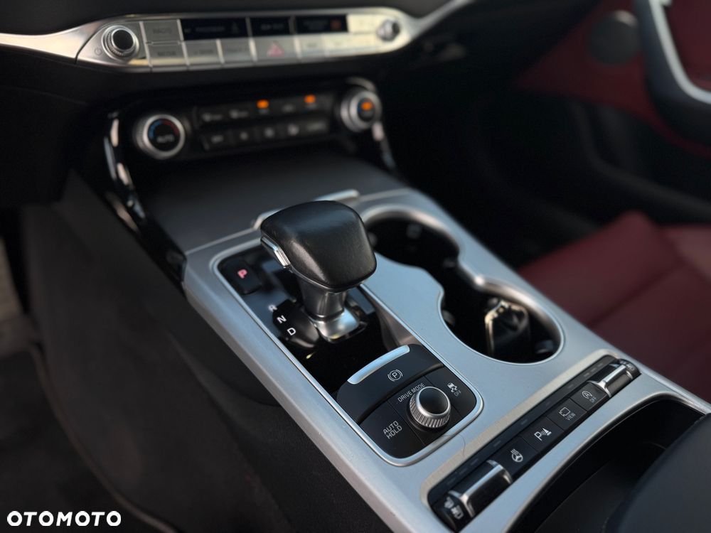Kia Stinger 3.3 T-GDI V6 GT AWD - 23