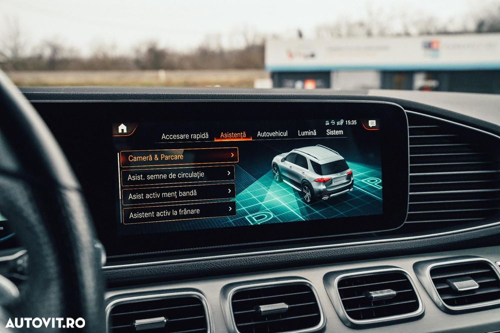 Mercedes-Benz GLE 300 e 4MATIC 9G-TRONIC AMG Line - 28