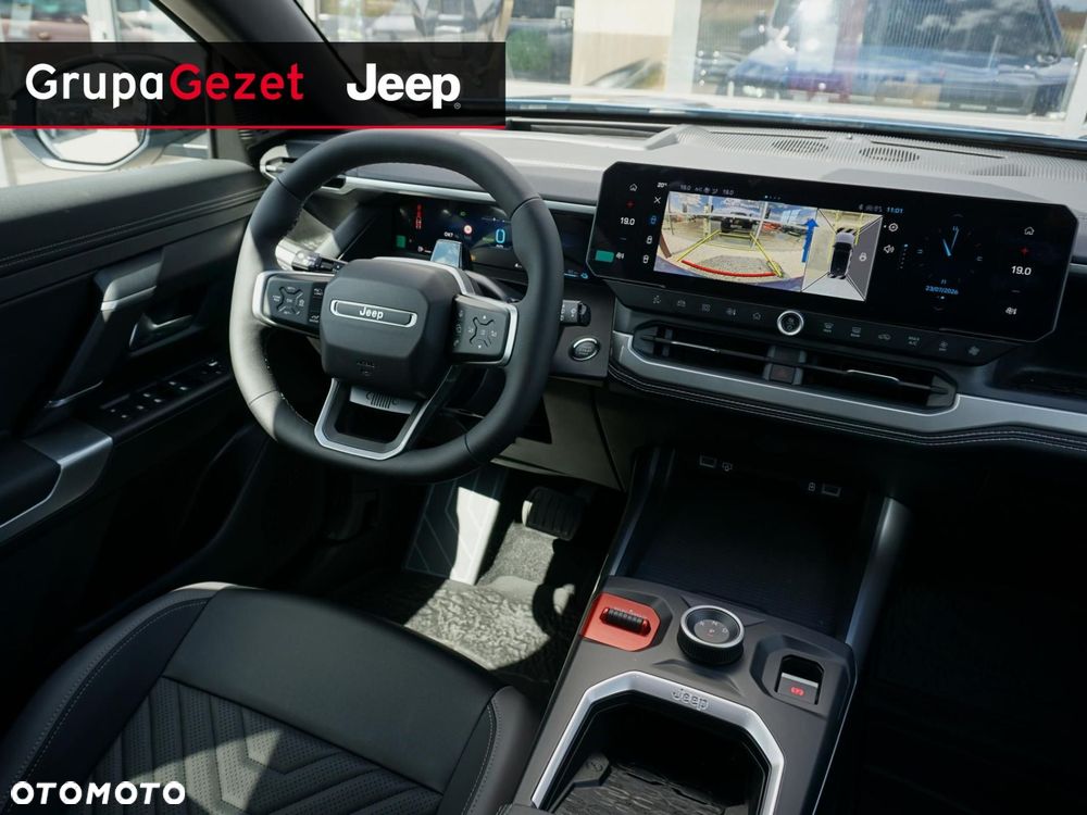 Jeep Compass - 4