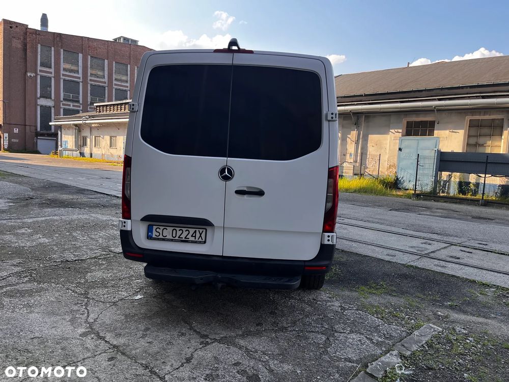 Mercedes-Benz Sprinter - 5