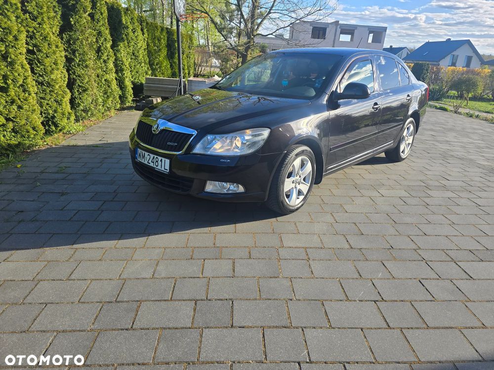 Skoda Octavia 1.6 Ambiente - 5