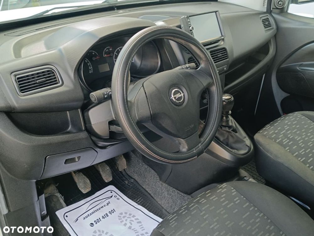 Opel Combo - 19