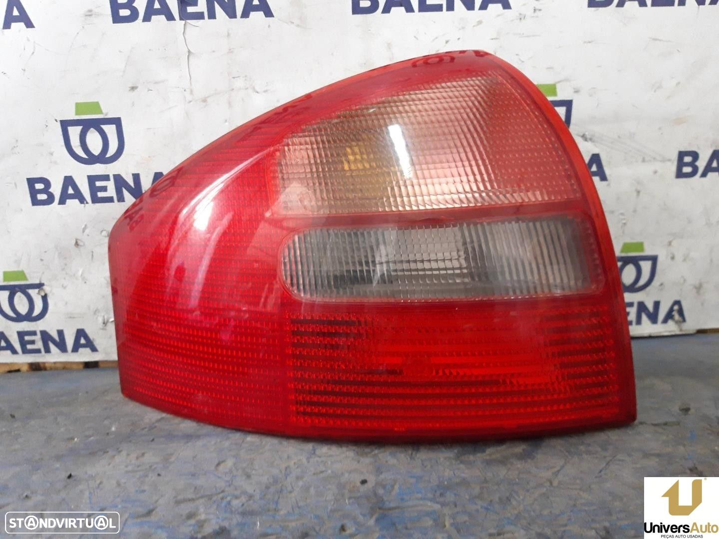 FAROLIM TRASEIRO ESQUERDO AUDI A6 2000 -4B5945095 - 3