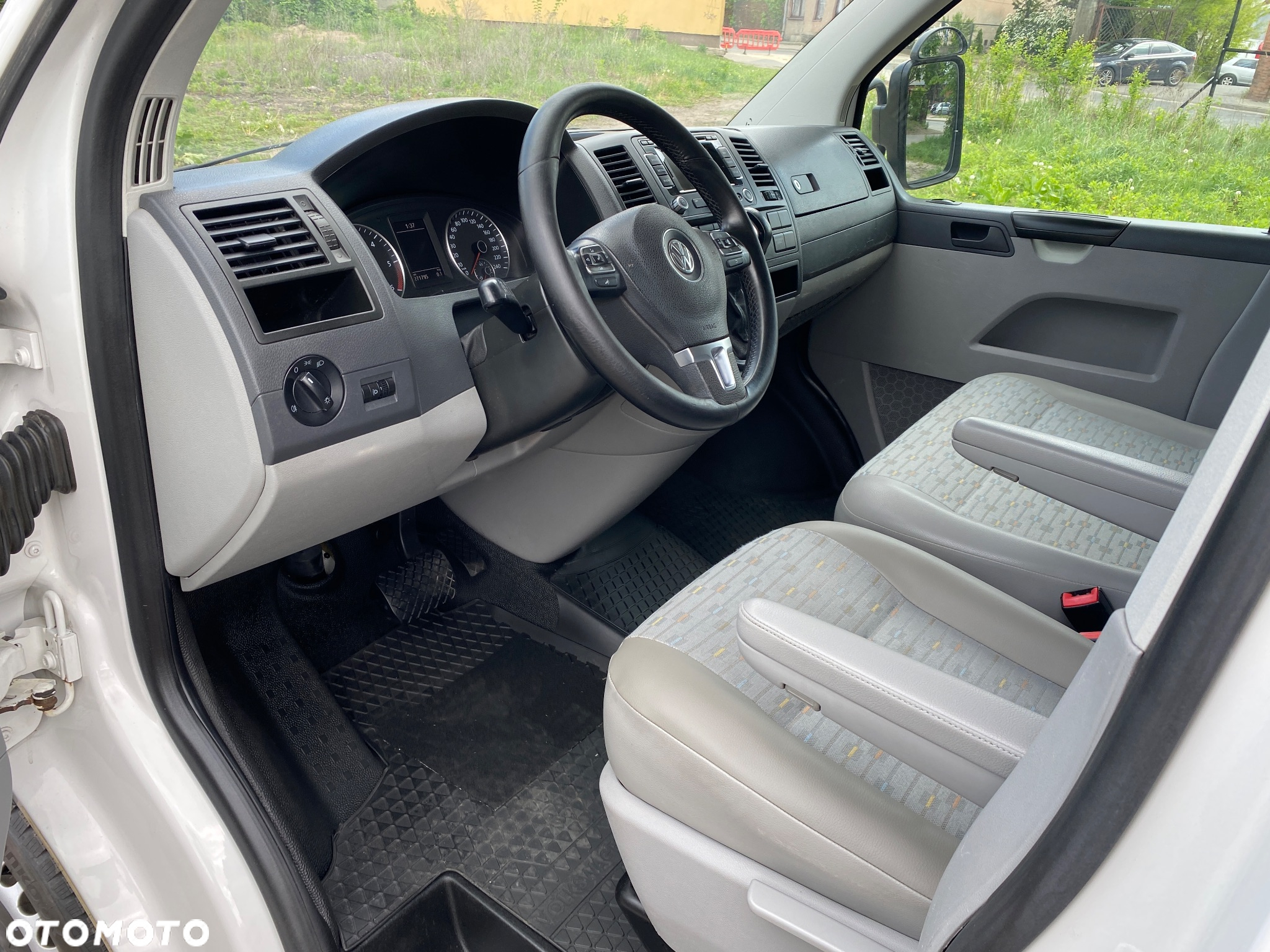 Volkswagen TRANSPORTER - 13