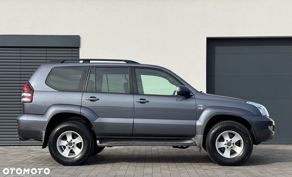 Toyota Land Cruiser 2005 photo 3