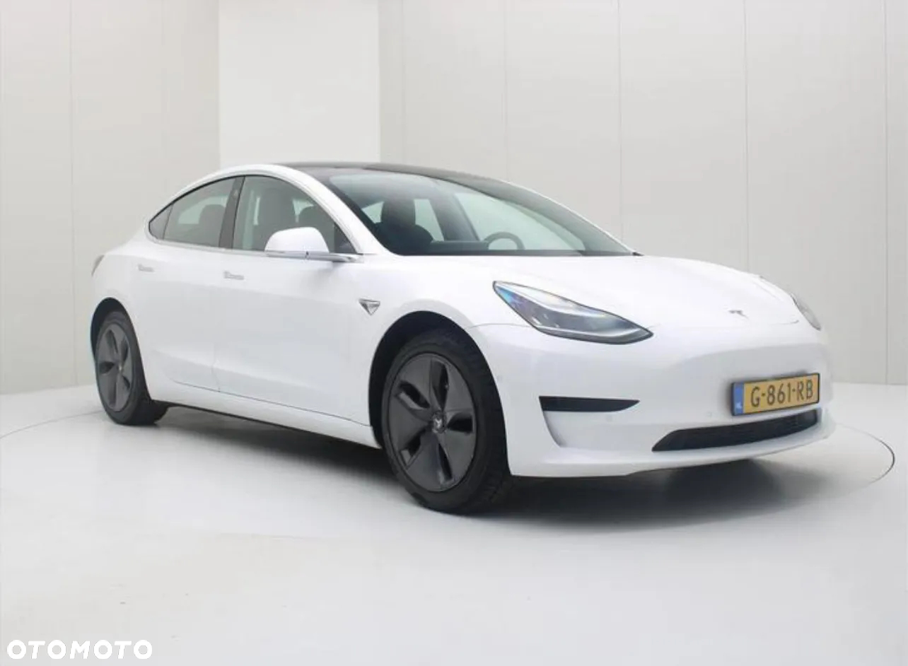 Tesla Model 3 Standard Reichweite Plus Hinterradantrieb - 29