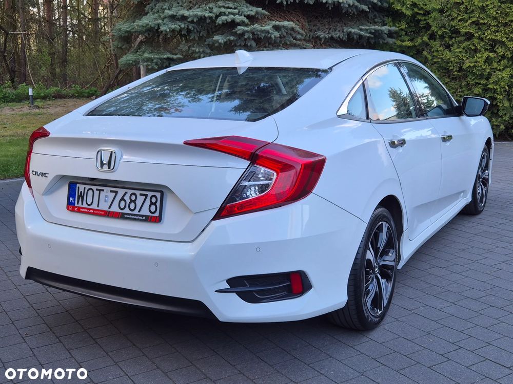 Honda Civic 1.5 T Prestige (Navi) - 25