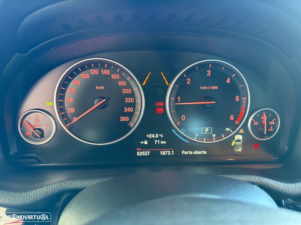 BMW X3 20 d xDrive Advantage Auto - 17