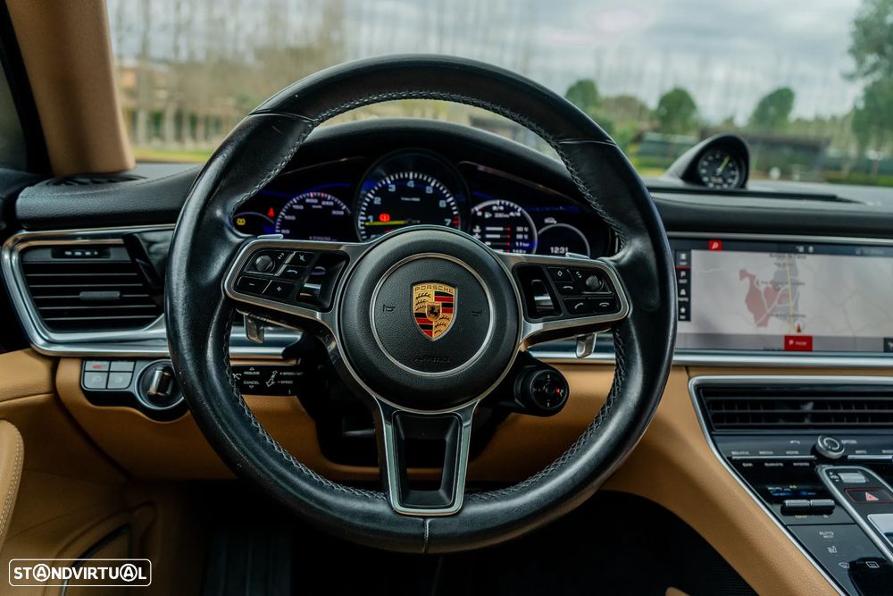 Porsche Panamera Sport Turismo 4 E-Hybrid - 35