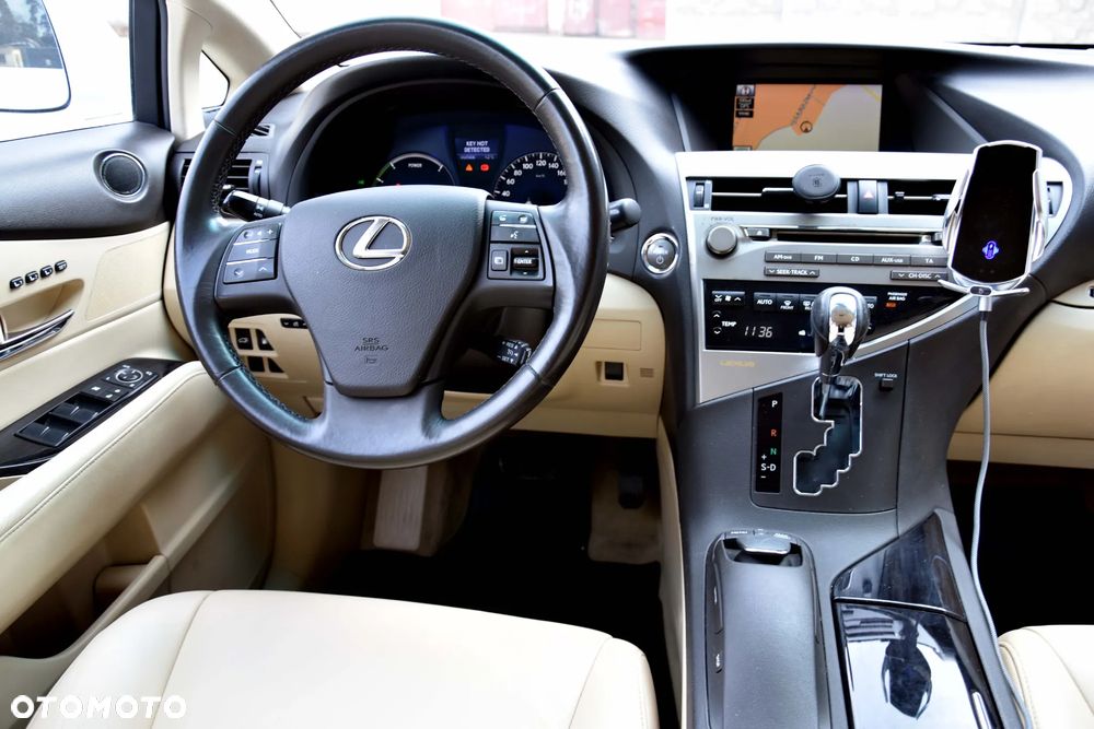 Lexus RX - 19