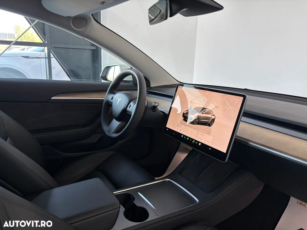 Tesla Model 3 Langstreckenbatterie Allradantrieb Dual Motor - 7
