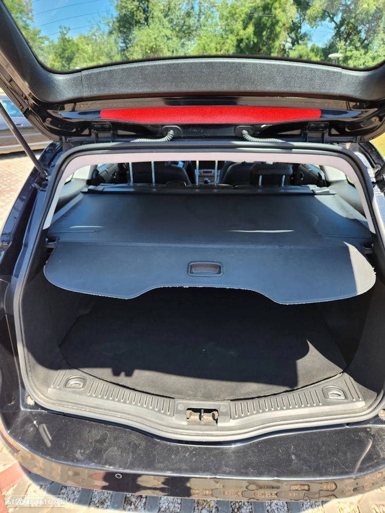 Ford Mondeo SW 1.8 TDCi Titanium - 15