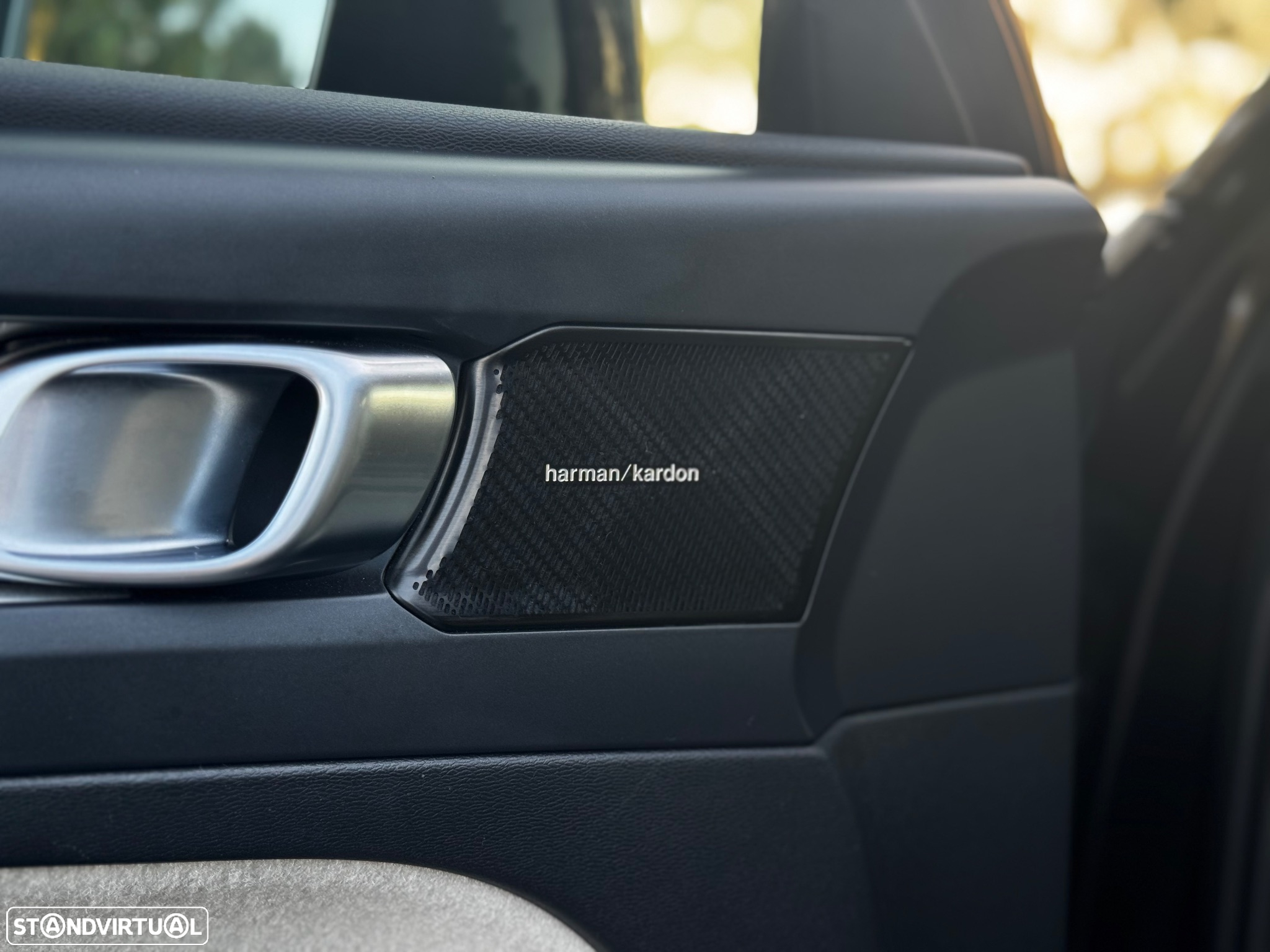 Volvo XC 40 1.5 T5 PHEV Momentum Plus - 19