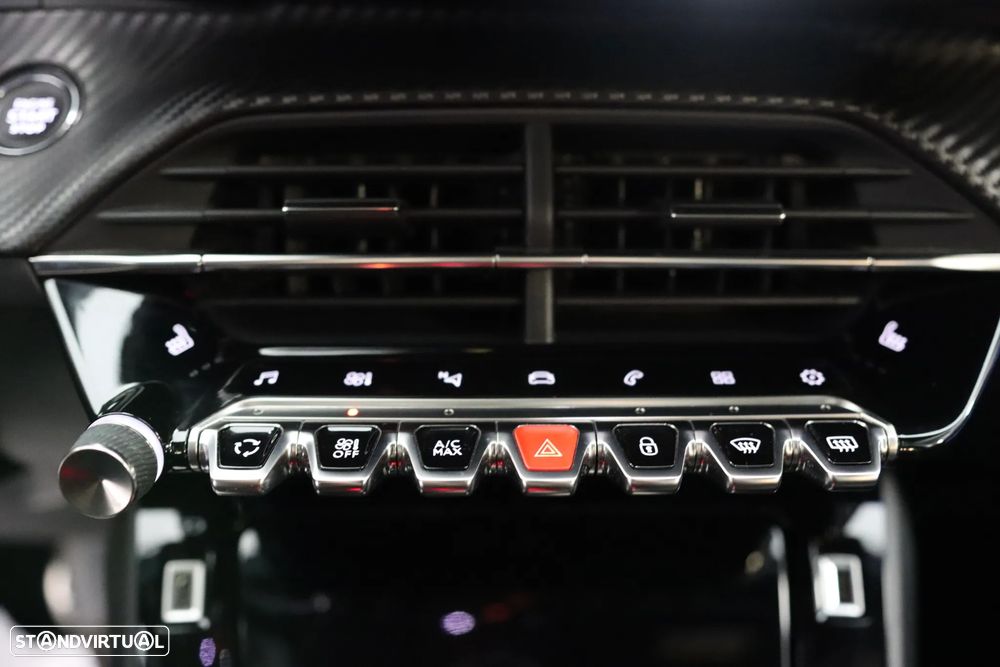 Peugeot 2008 PureTech 155 EAT8 GT - 18