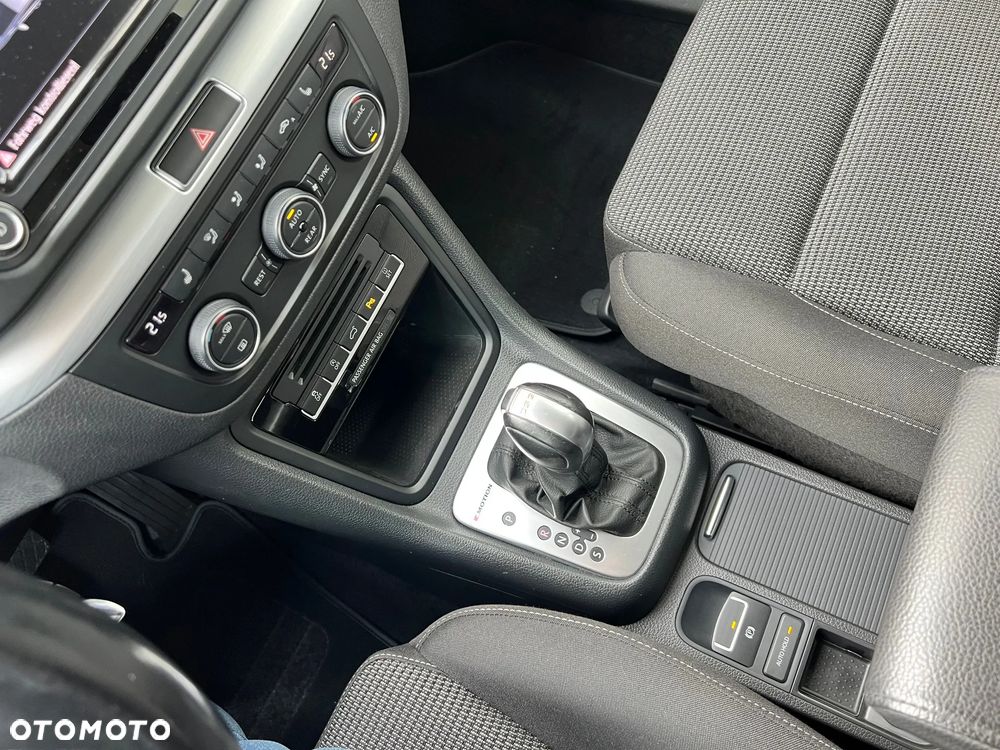 Volkswagen Sharan 2.0 TDI DSG 4MOTION (BlueMotion Technology) Comfortline - 17