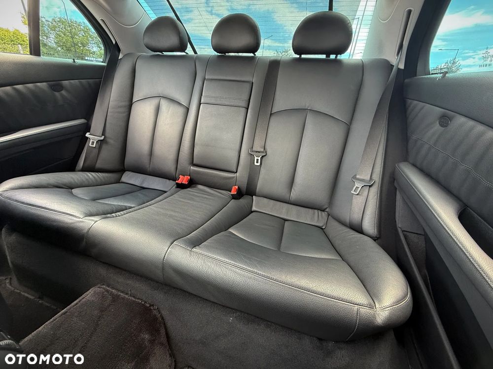 Mercedes-Benz Klasa E 350 7G-TRONIC Avantgarde BusinessEDITION - 17