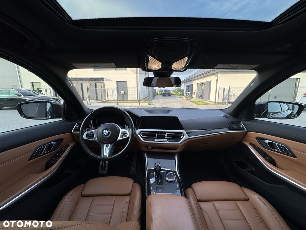 BMW Seria 3 330i xDrive M Sport sport - 19