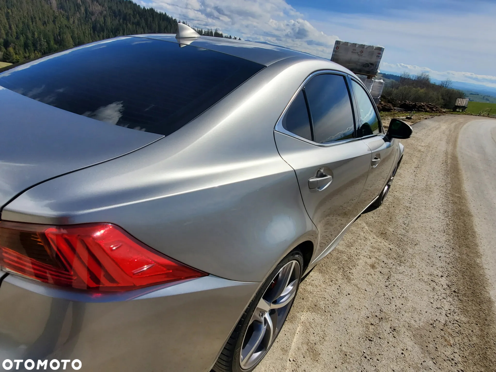 Lexus IS 200t - 4