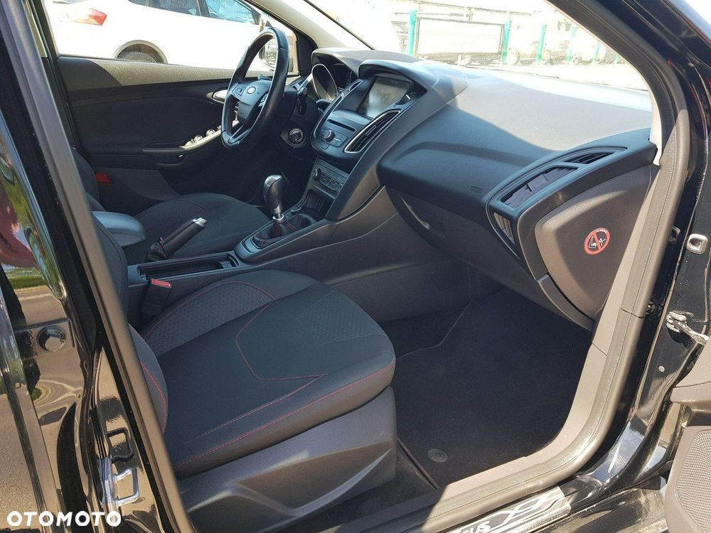 Ford Focus 1.5 EcoBoost STart-Stopp-System ST-LINE - 16