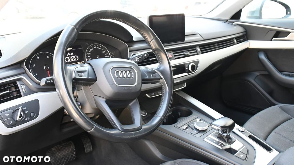 Audi A4 Avant 2.0 TDI S tronic - 11