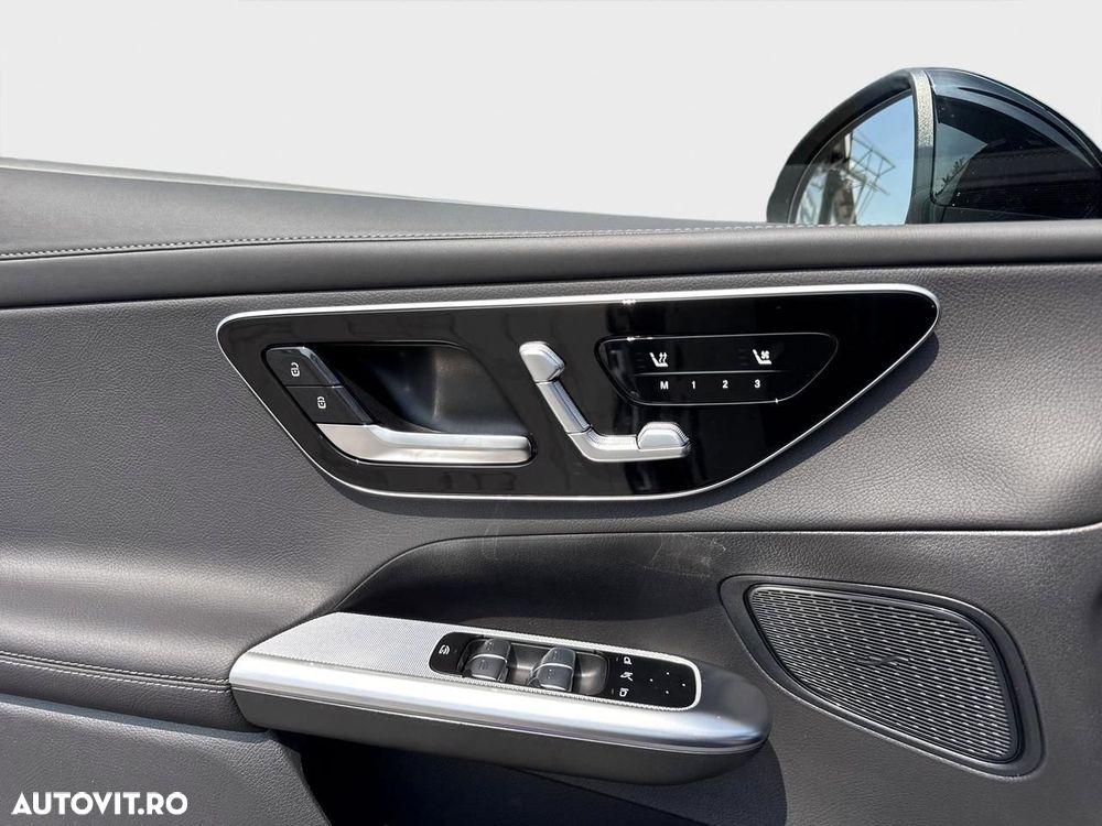 Mercedes-Benz GLC Coupe 300 e 4MATIC PHEV - 13