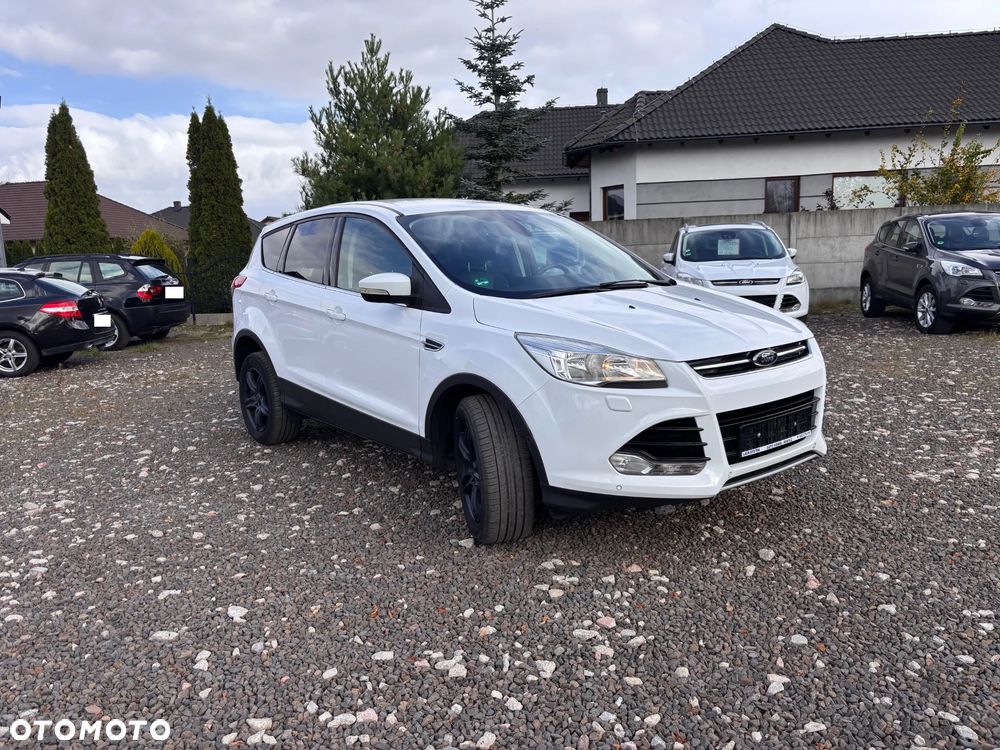 Ford Kuga 1.6 EcoBoost 2x4 Titanium - 10