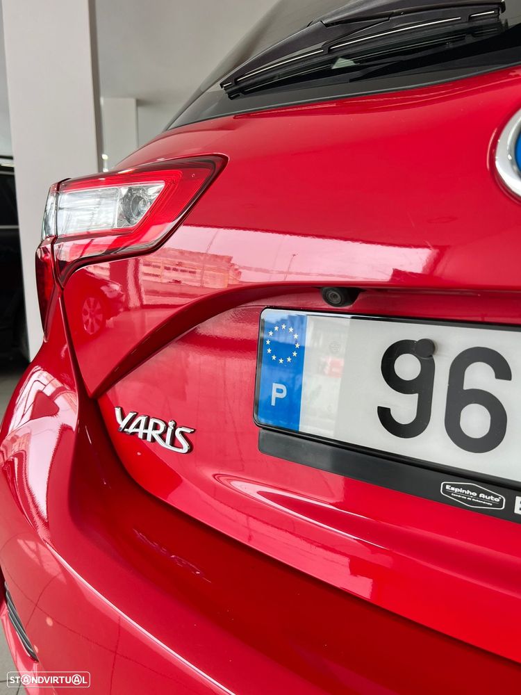 Toyota Yaris 1.5 HSD Comfort +P.Style+P.Techno - 13