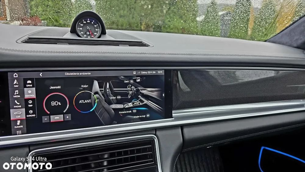 Porsche Panamera - 12