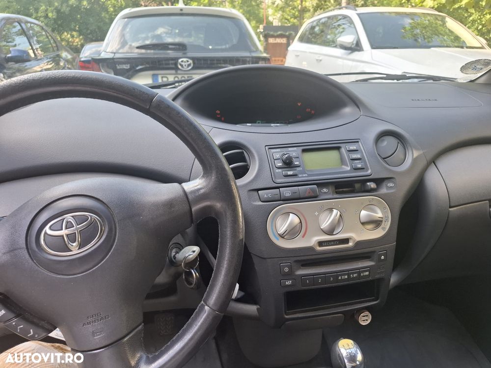 Toyota Yaris 1.4 D-4D - 2