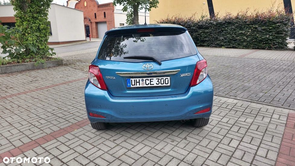 Toyota Yaris 1.33 Premium - 9