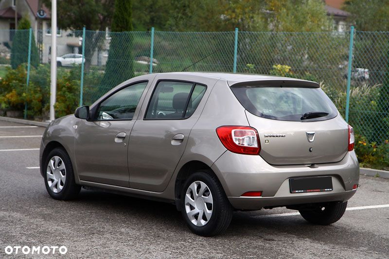 Dacia Sandero 1.2 16V - 4
